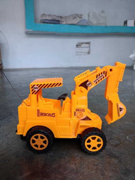 Hercules Super Power Remote Control Crane Truck – Construction Fun thumbnail